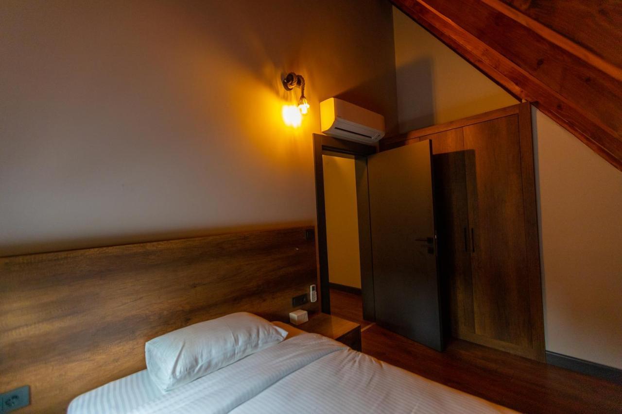 Santana Otel ทรับซอน ภายนอก รูปภาพ