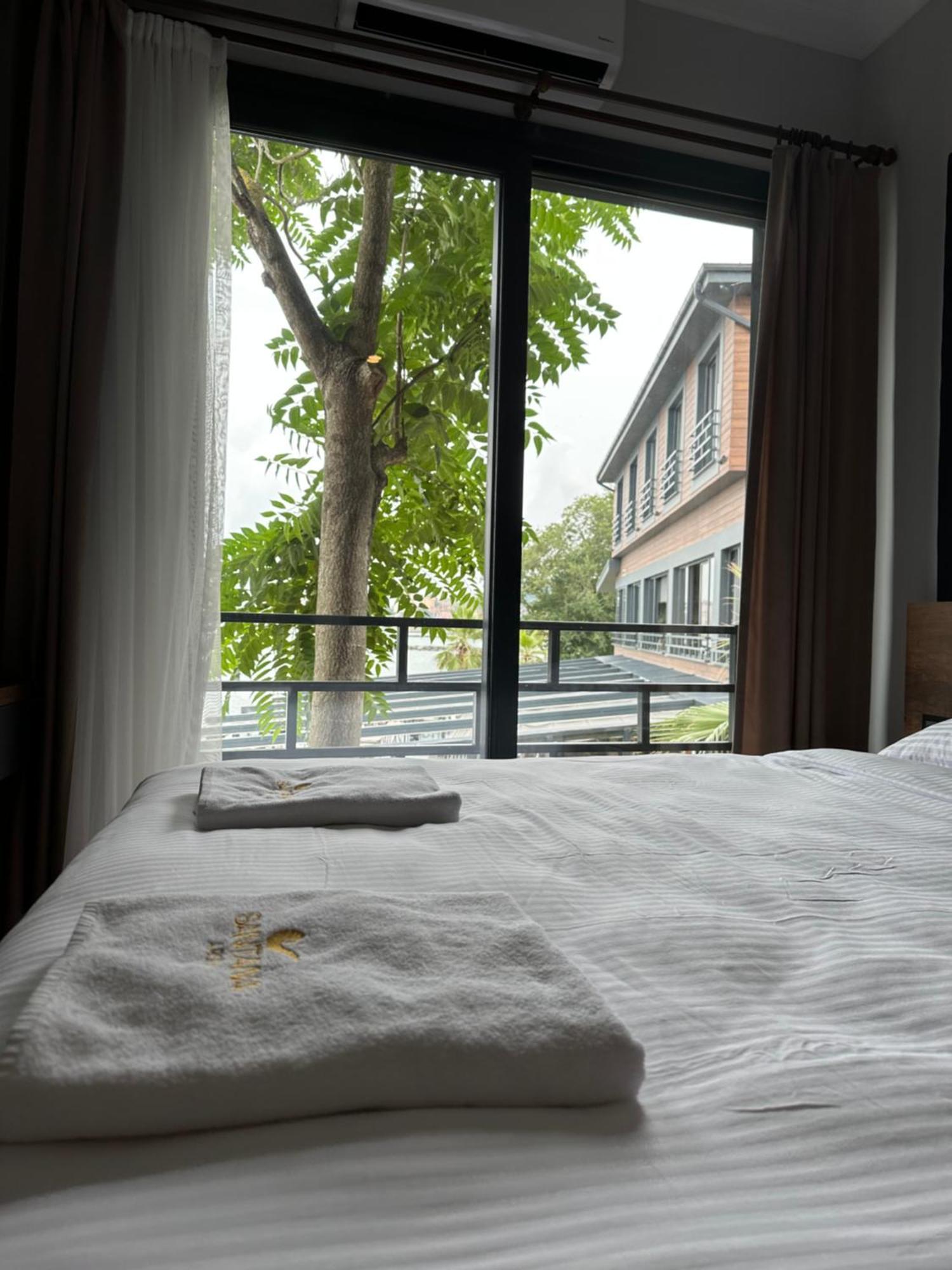 Santana Otel ทรับซอน ภายนอก รูปภาพ