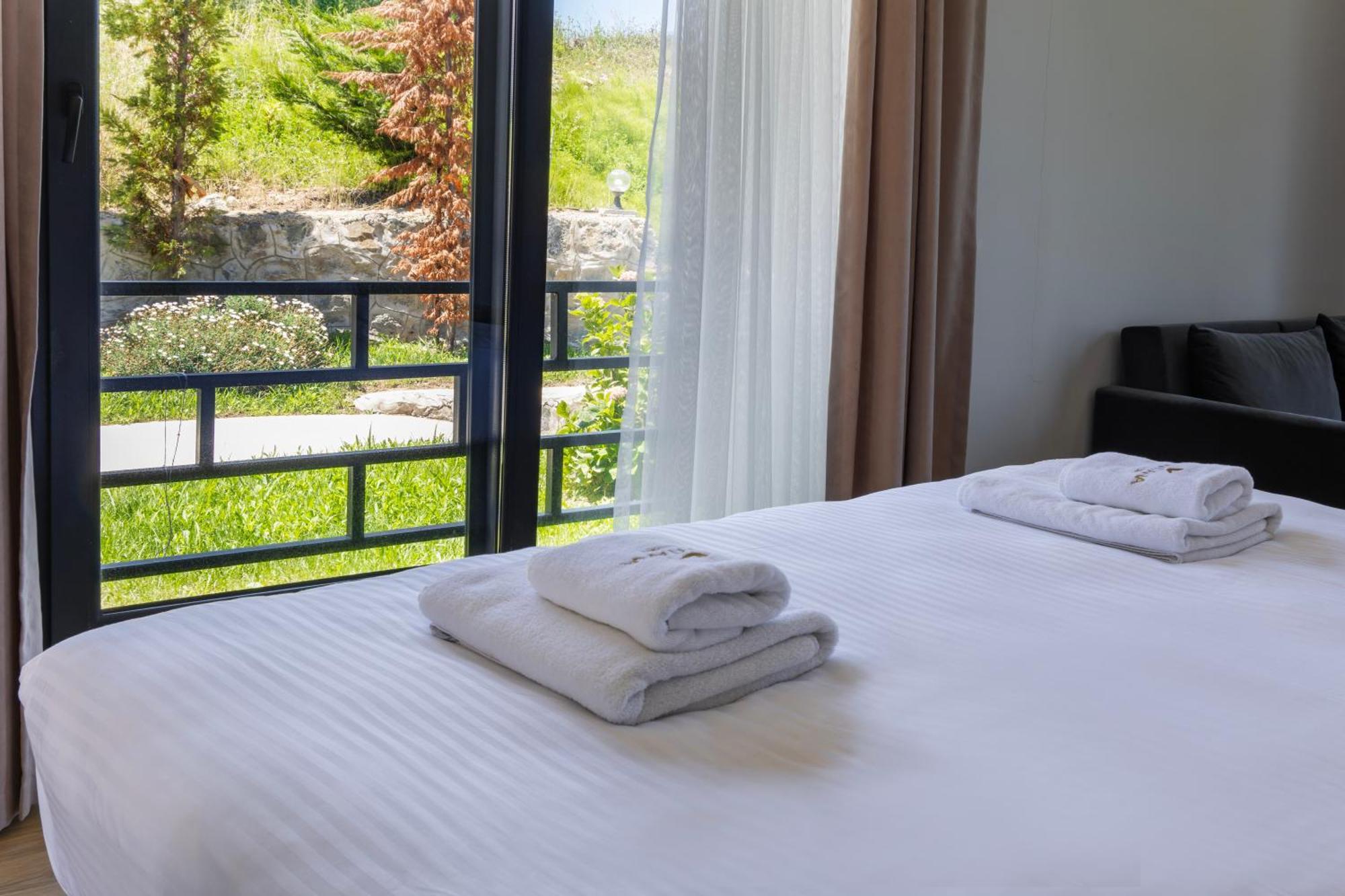 Santana Otel ทรับซอน ภายนอก รูปภาพ